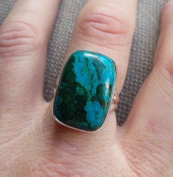 Zilveren ring gezet met Malachiet in Chrysocolla 17.3 mm